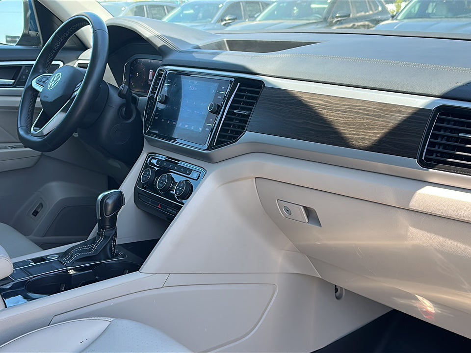 2022 Volkswagen Atlas 2.0T SE w/Technology