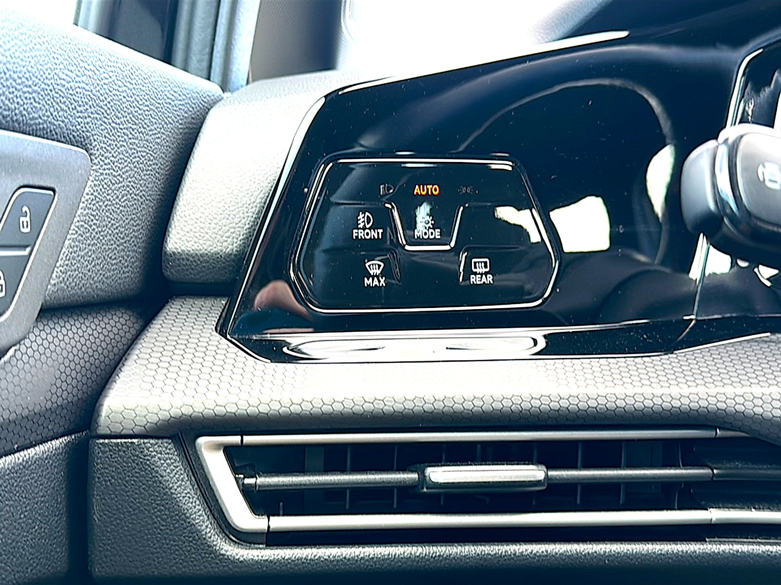 2024 Volkswagen Golf GTI 2.0T S