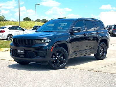 2023 Jeep Grand Cherokee Altitude