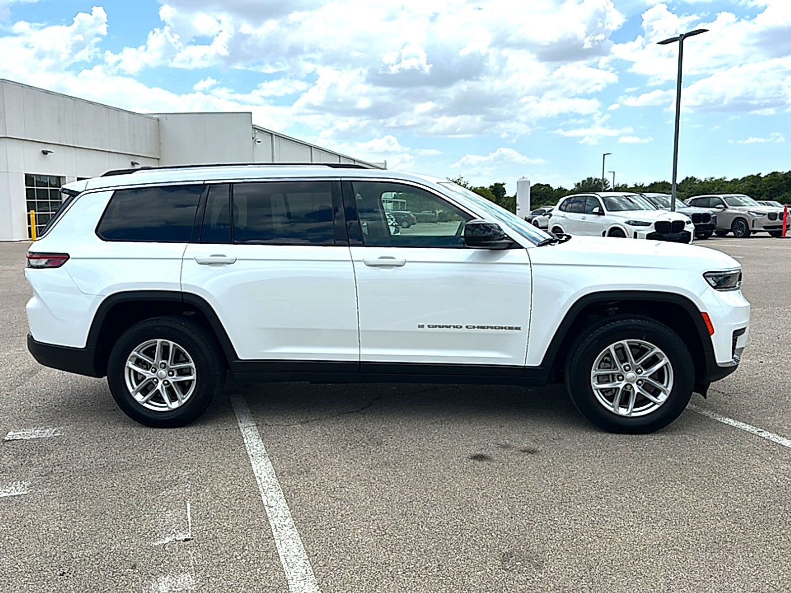 2023 Jeep Grand Cherokee L Laredo X