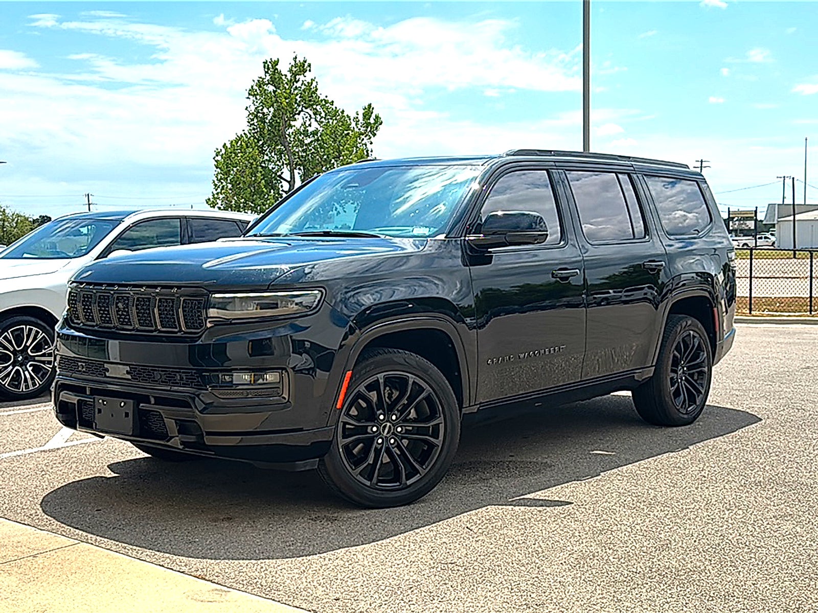 2023 Jeep Grand Wagoneer Series III Obsidian