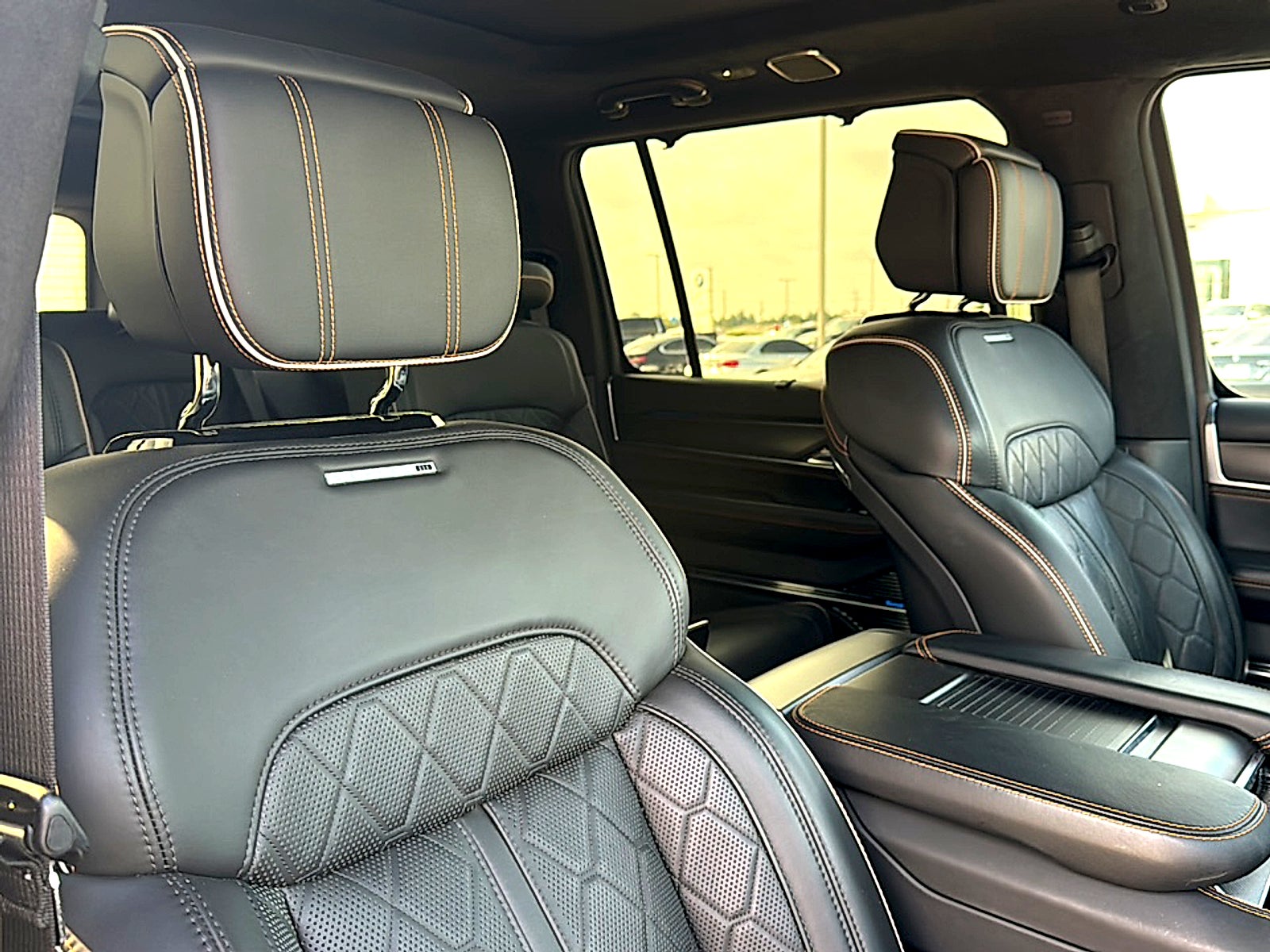 2023 Jeep Grand Wagoneer Series III Obsidian