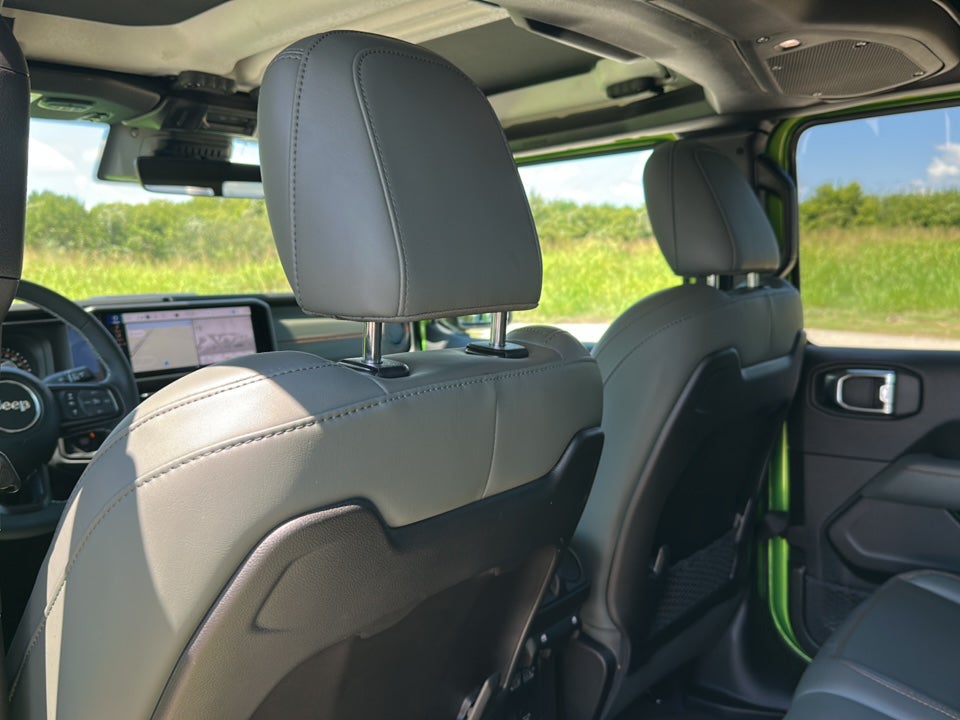 2025 Jeep Gladiator Mojave X