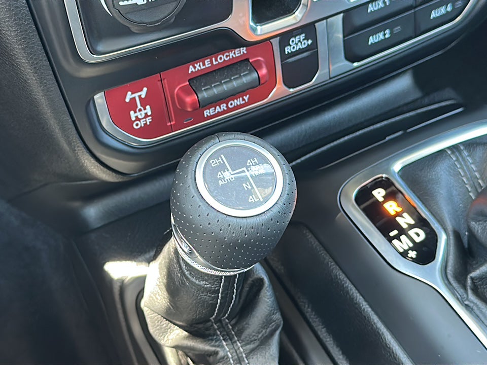 2025 Jeep Gladiator Mojave X