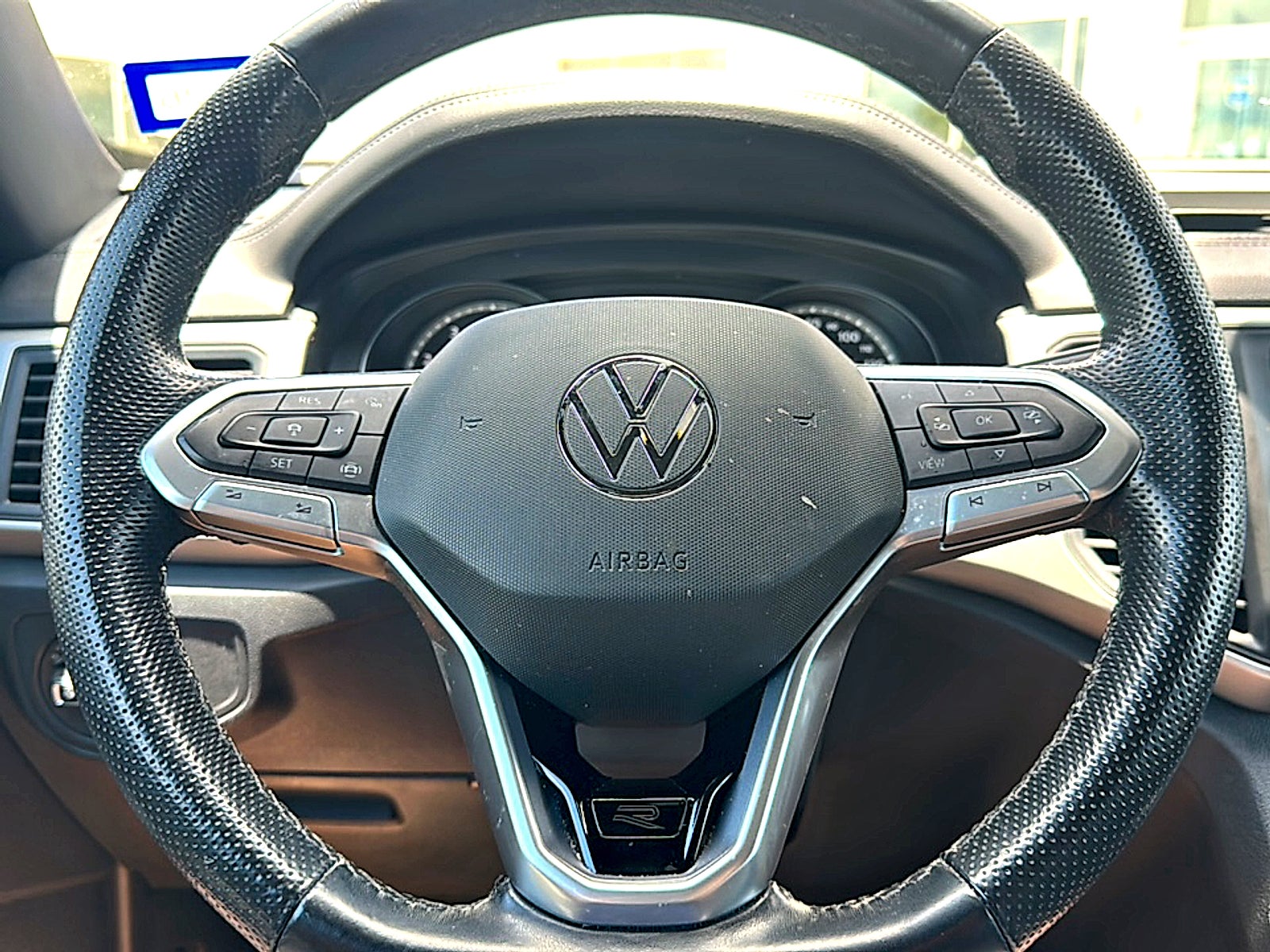 2021 Volkswagen Atlas Cross Sport 3.6L V6 SE w/Technology R-Line