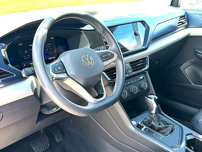 2022 Volkswagen Taos SE