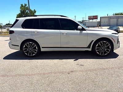 2023 BMW X7 xDrive40i