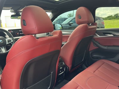 2025 BMW X4 xDrive30i
