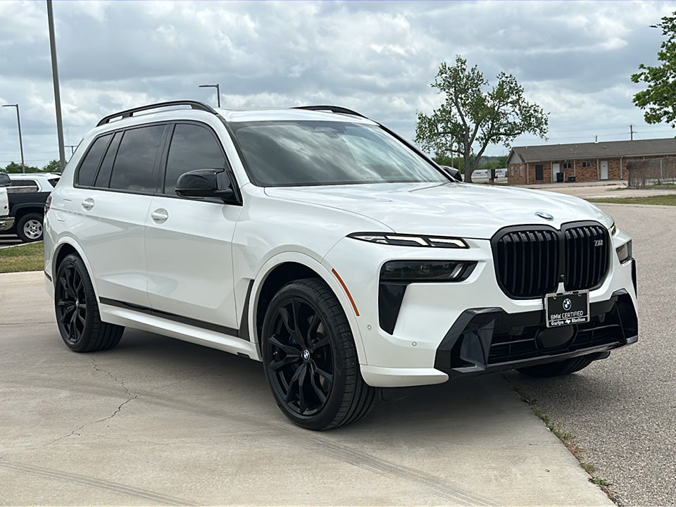 2025 BMW X7 M60i