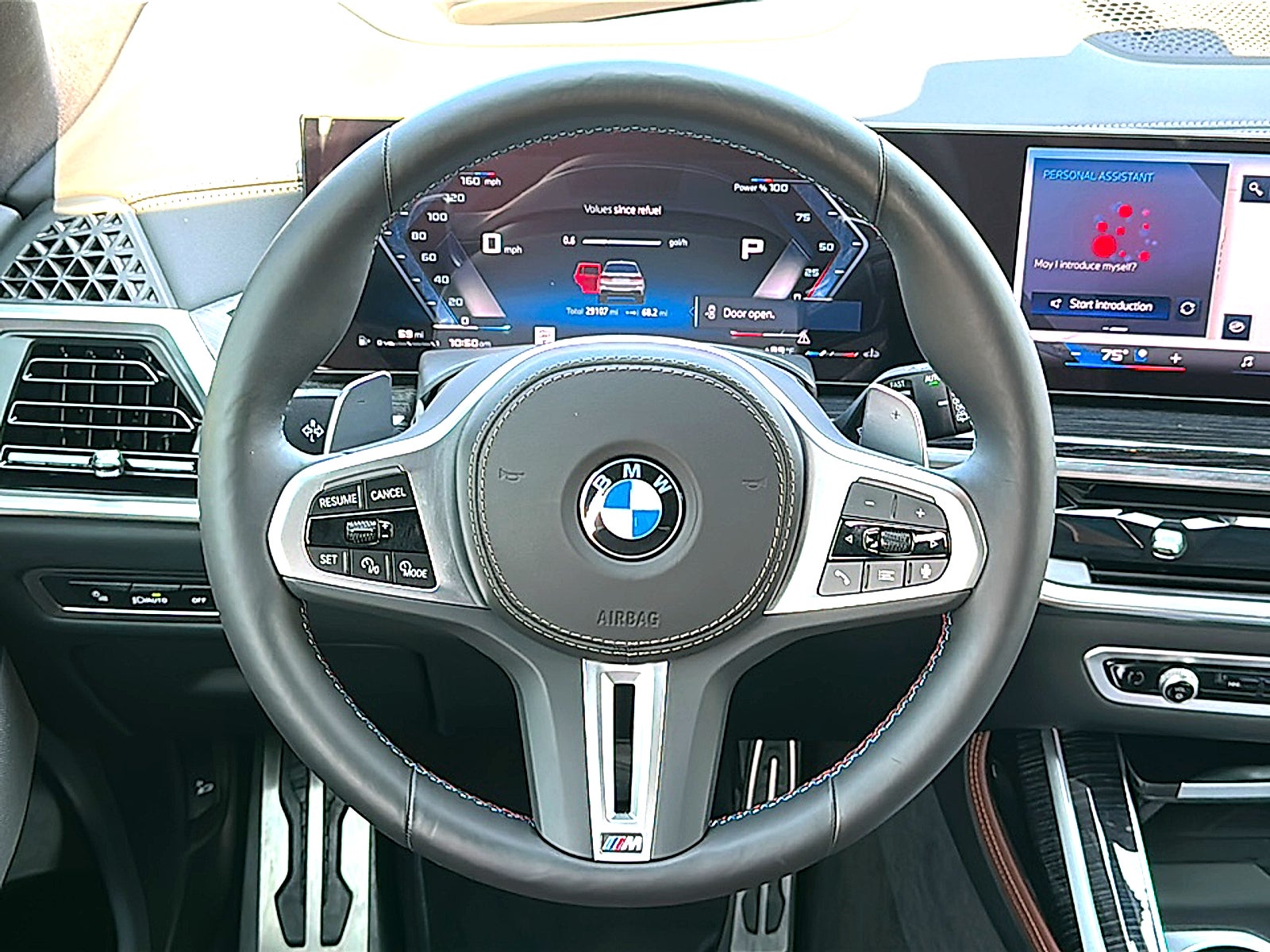 2025 BMW X7 M60i