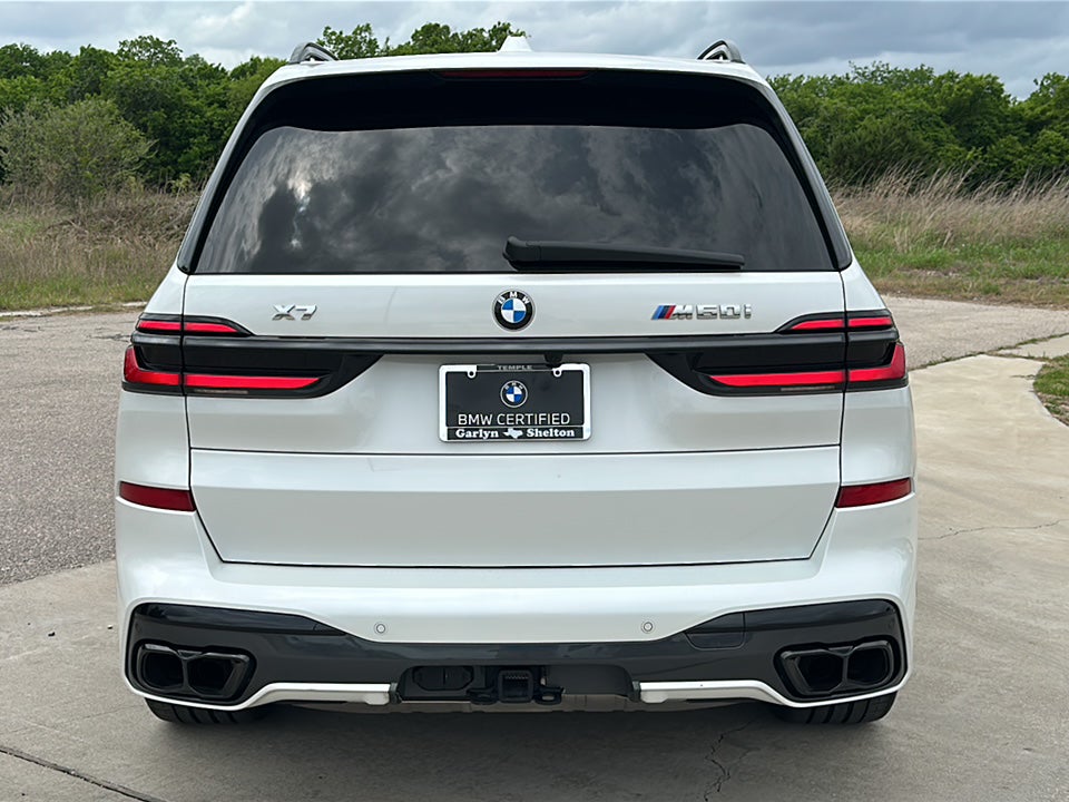 2025 BMW X7 M60i
