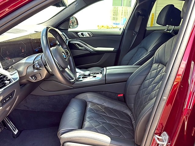 2025 BMW X6 xDrive40i