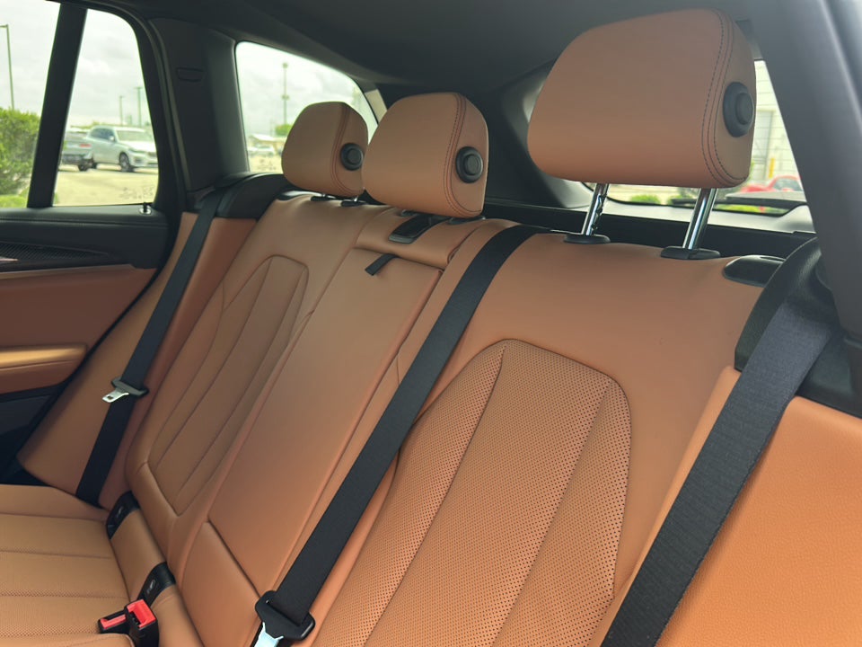 2023 BMW X3 M40i