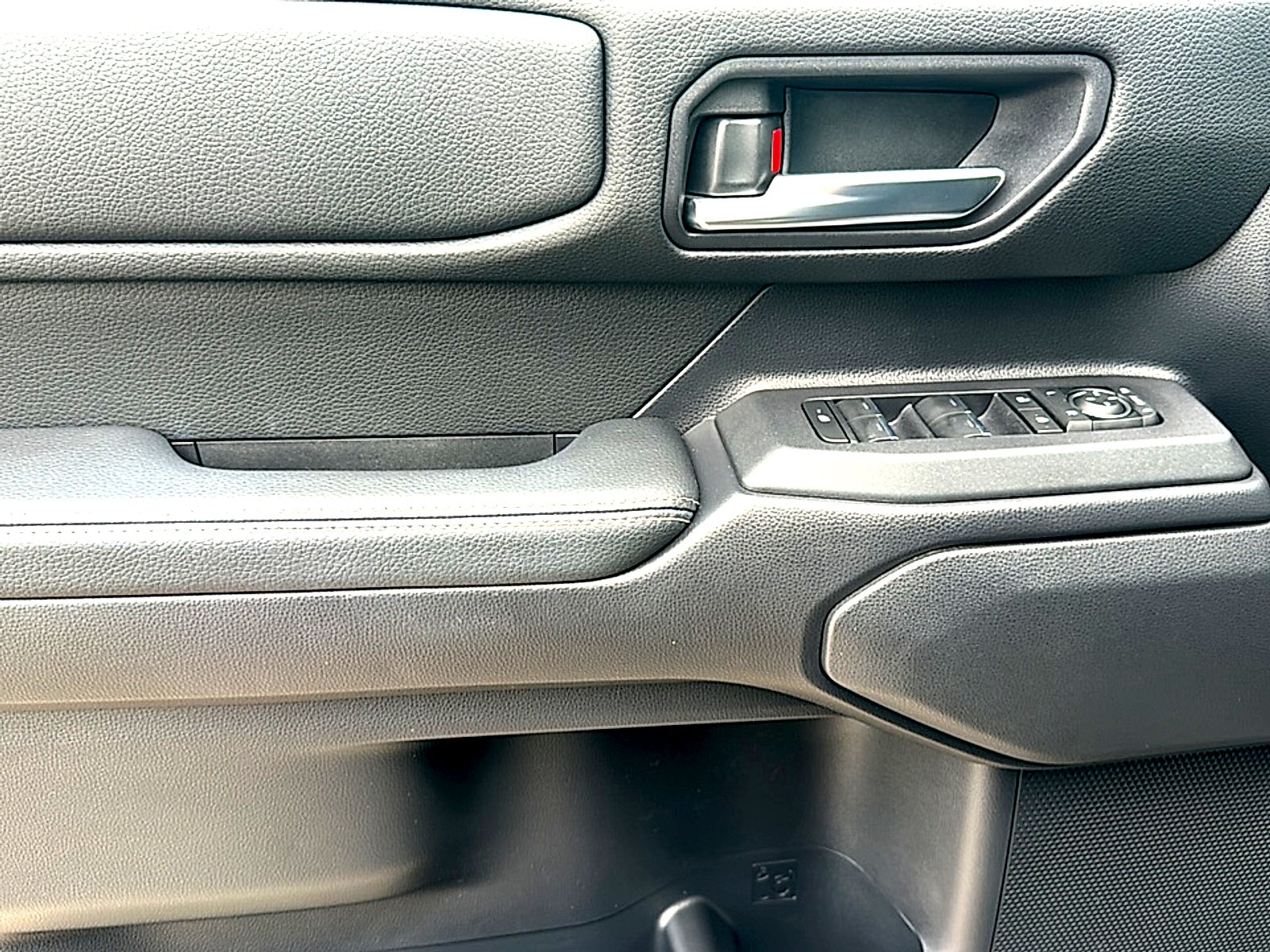 2024 Toyota Land Cruiser 4WD (Natl)