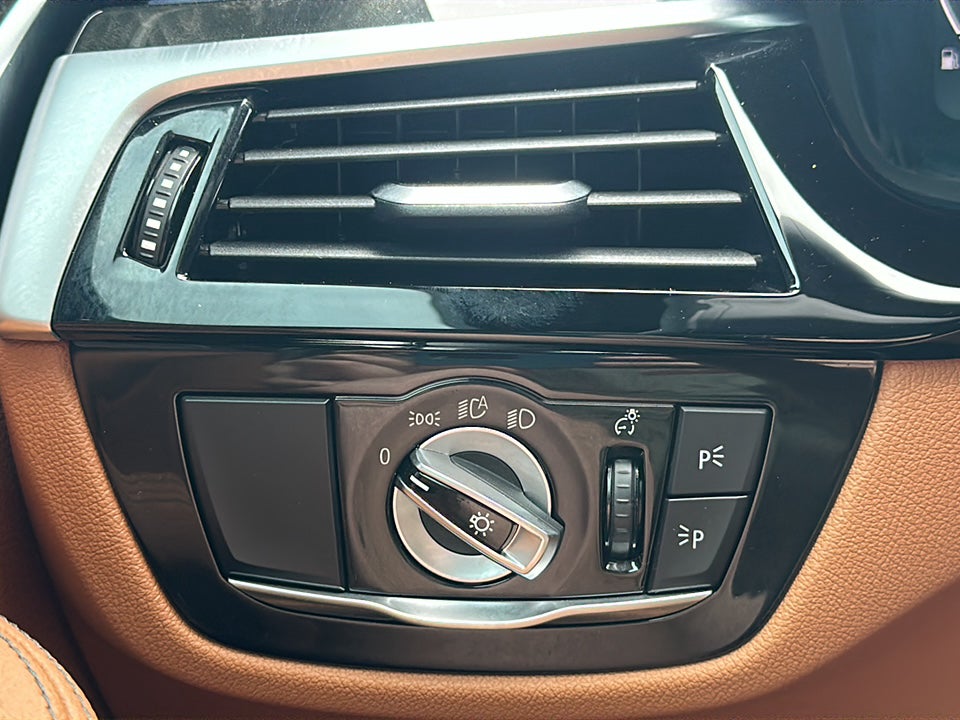 2023 BMW 5 Series 530e xDrive