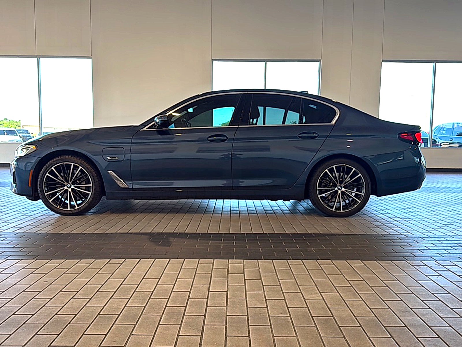 2023 BMW 530e xDrive