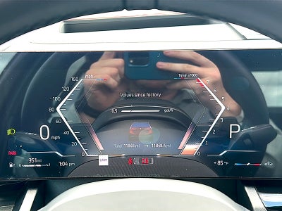 2025 BMW 5 Series 530i
