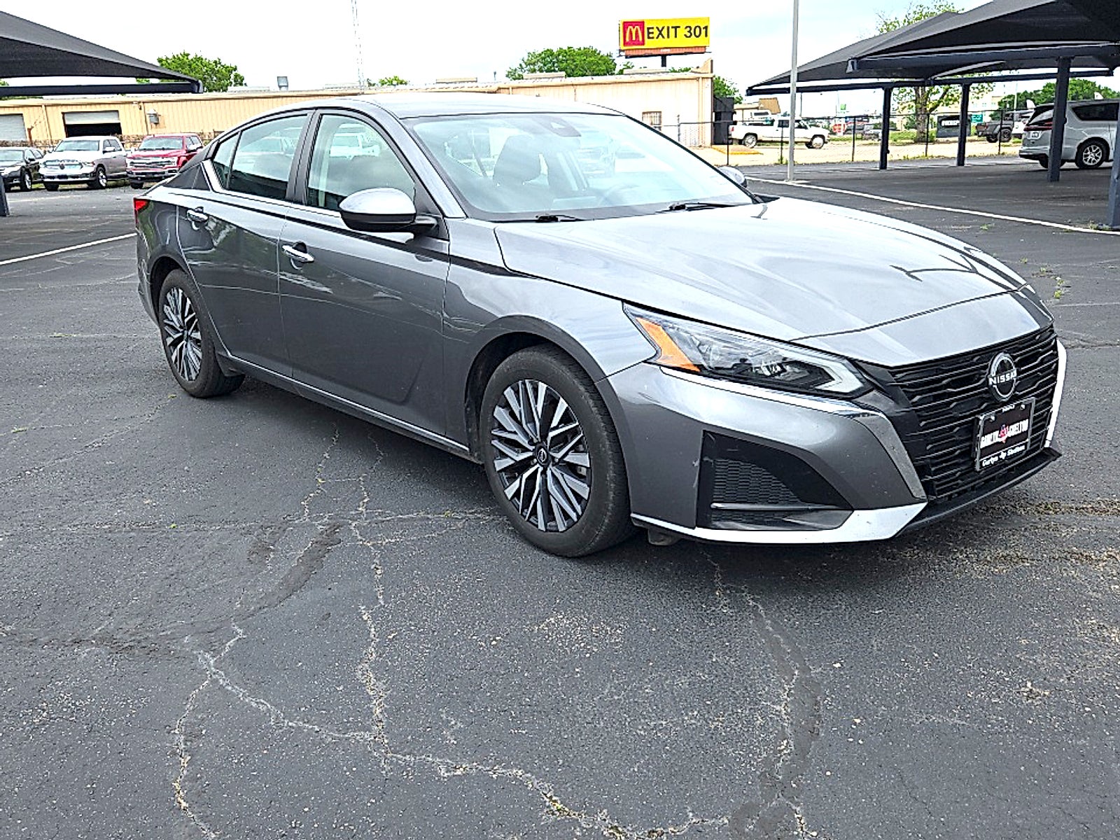 2023 Nissan ALTIMA Base