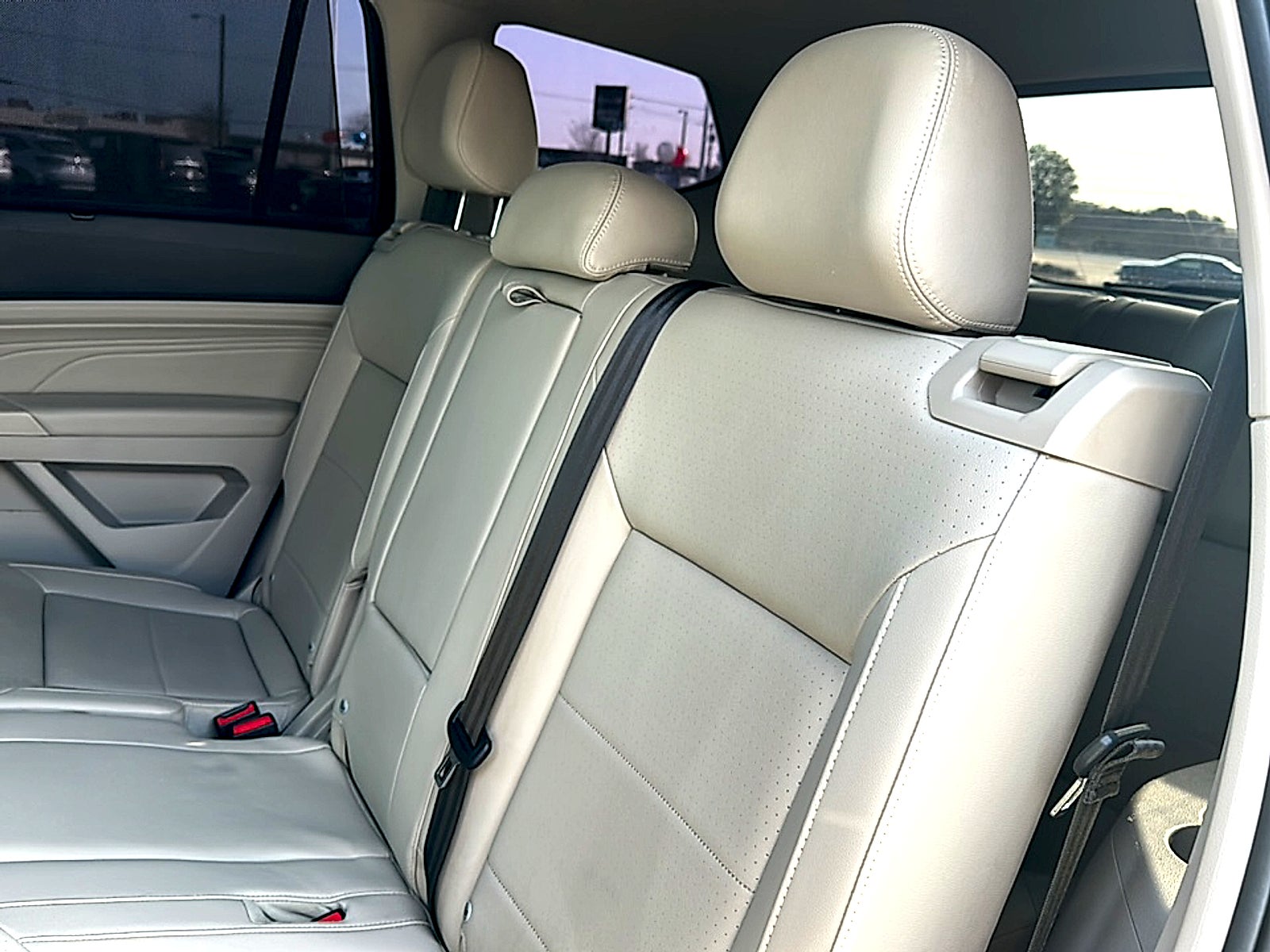 2022 Volkswagen Atlas 2.0T SE w/Technology