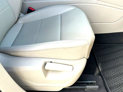 2022 Volkswagen Atlas 2.0T SE w/Technology