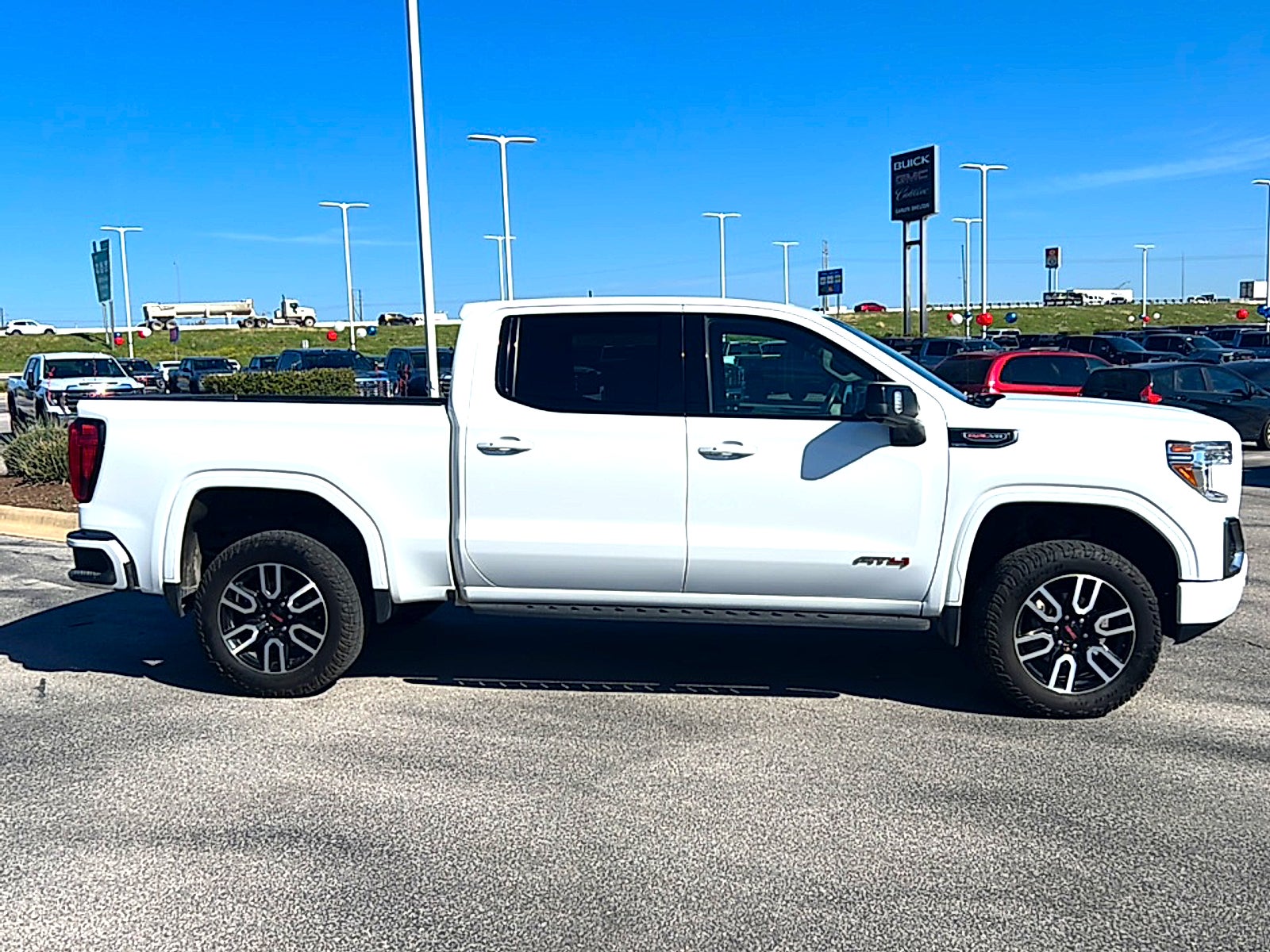 2022 GMC Sierra 1500 Limited AT4