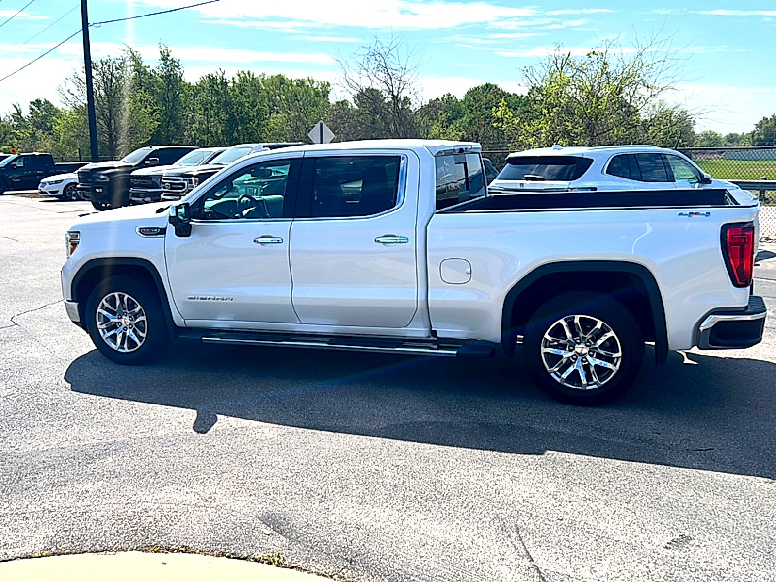2020 GMC Sierra 1500 SLT