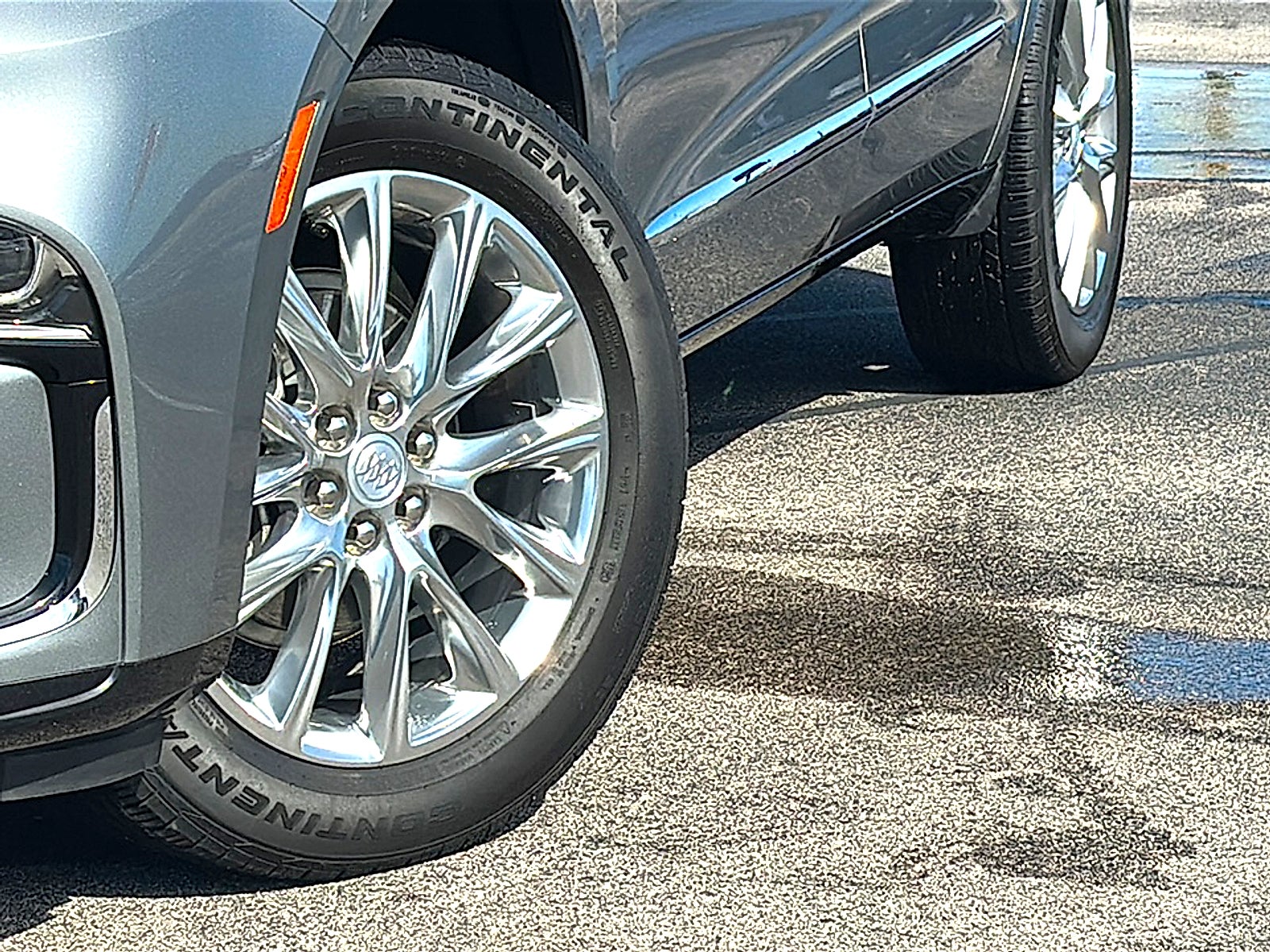 2024 Buick Enclave Essence