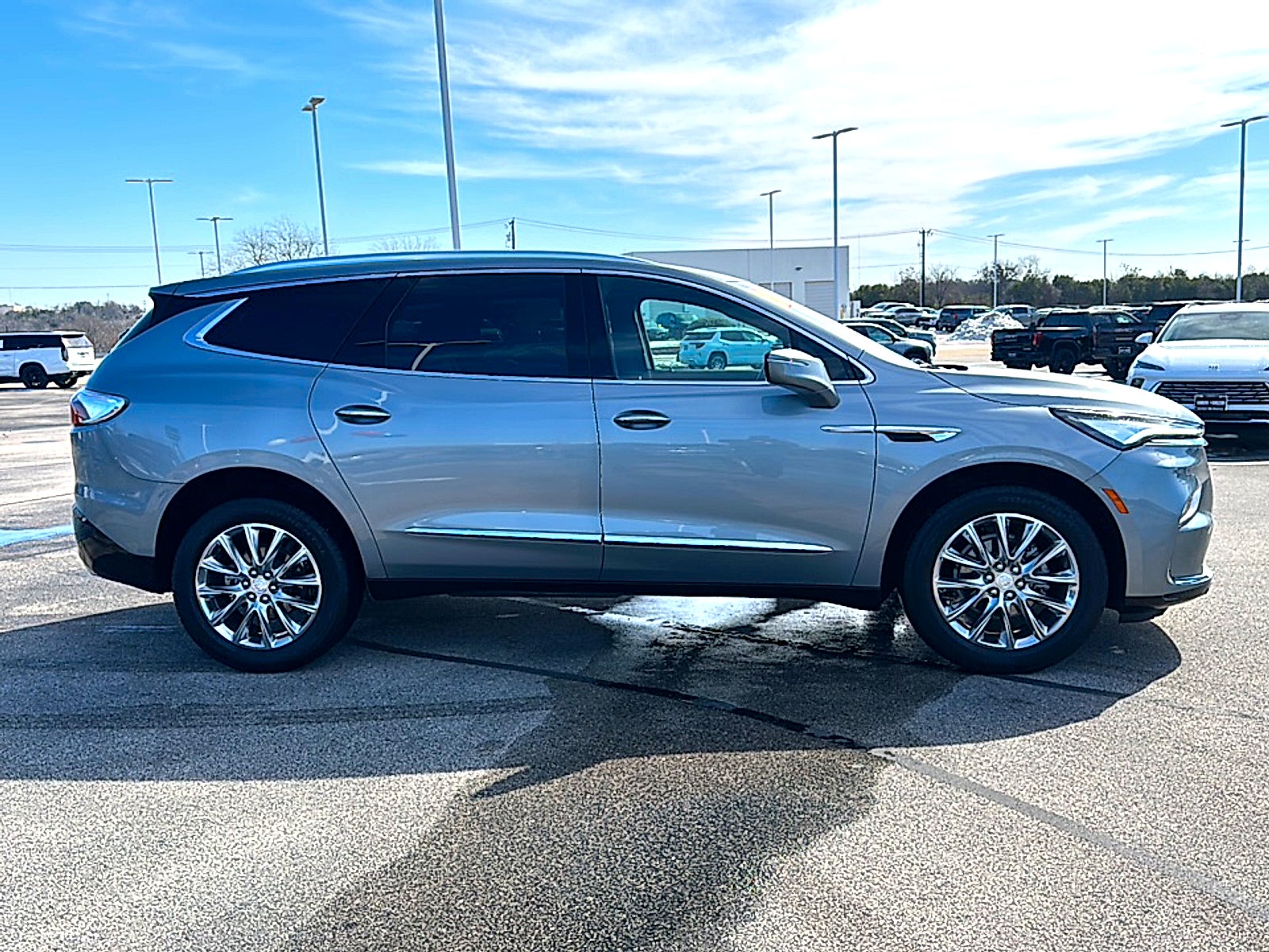 2024 Buick Enclave Essence