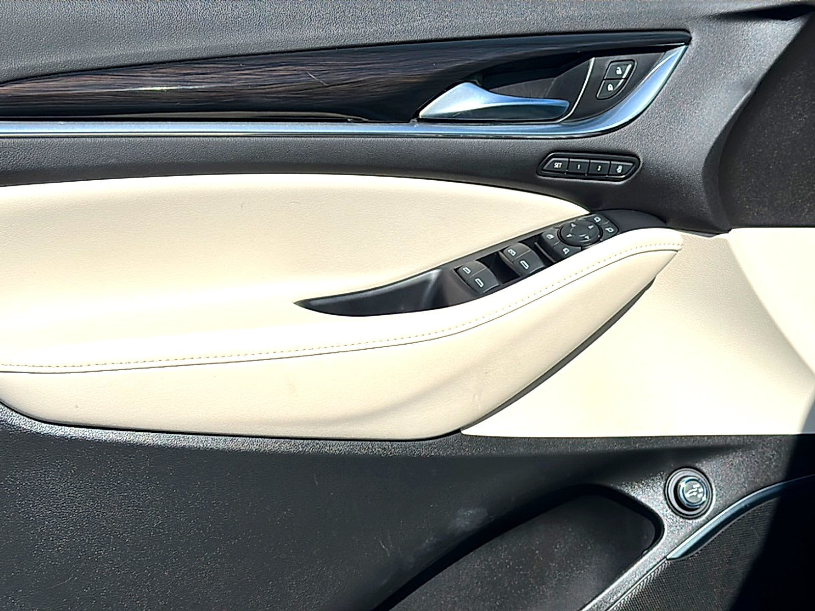 2022 Buick Enclave Premium