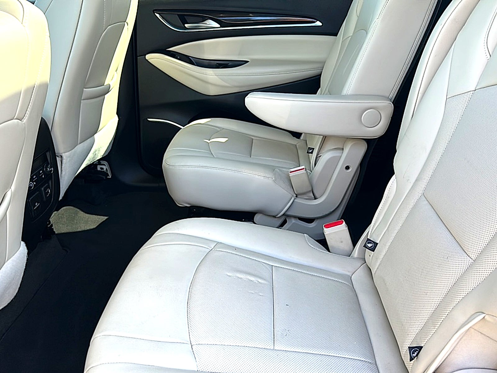 2022 Buick Enclave Premium