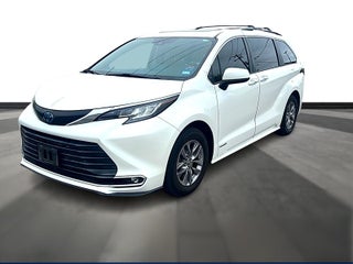 2021 Toyota Sienna XLE