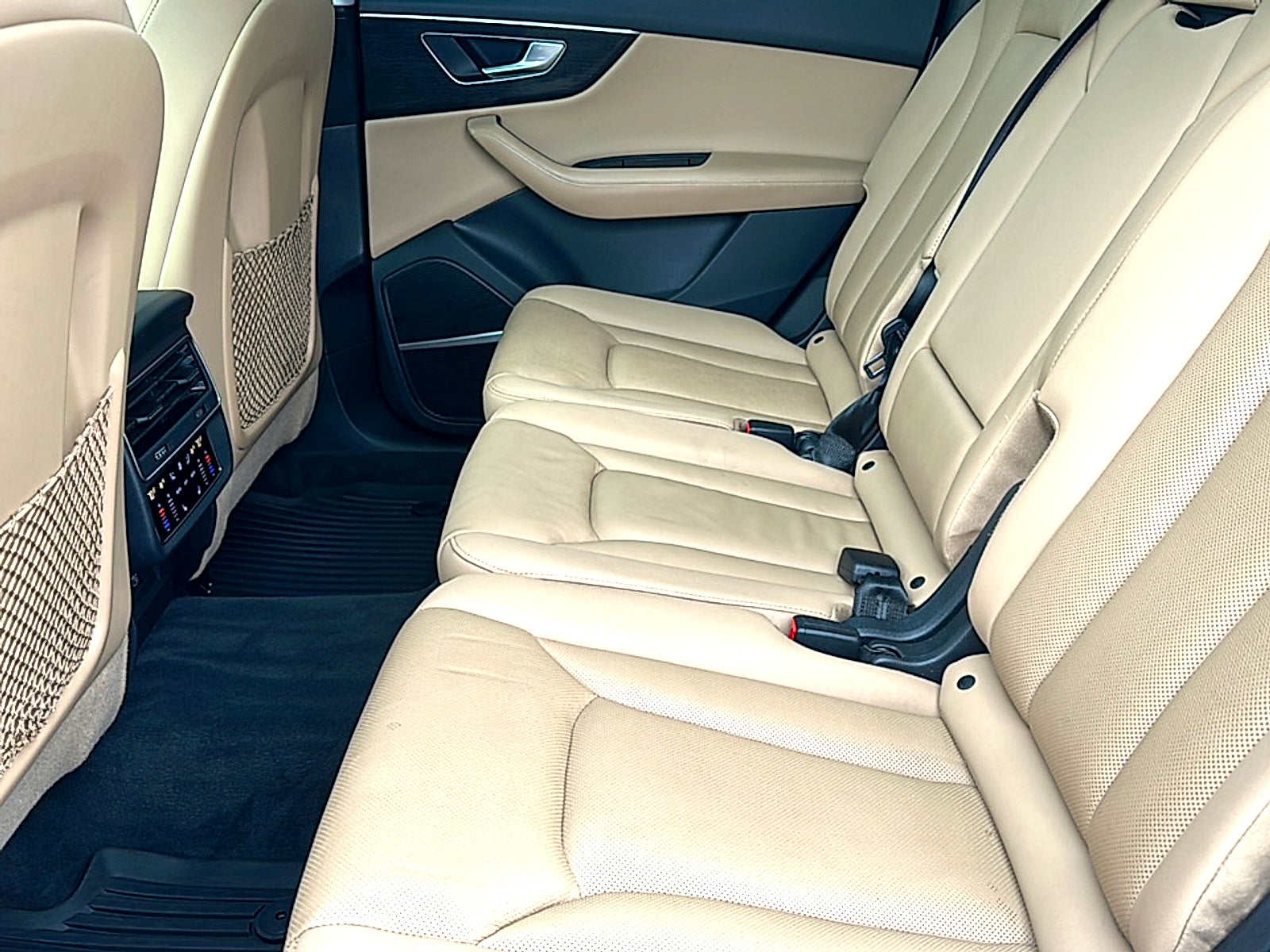 2021 Audi Q7 Premium Plus 55 TFSI quattro Tiptronic