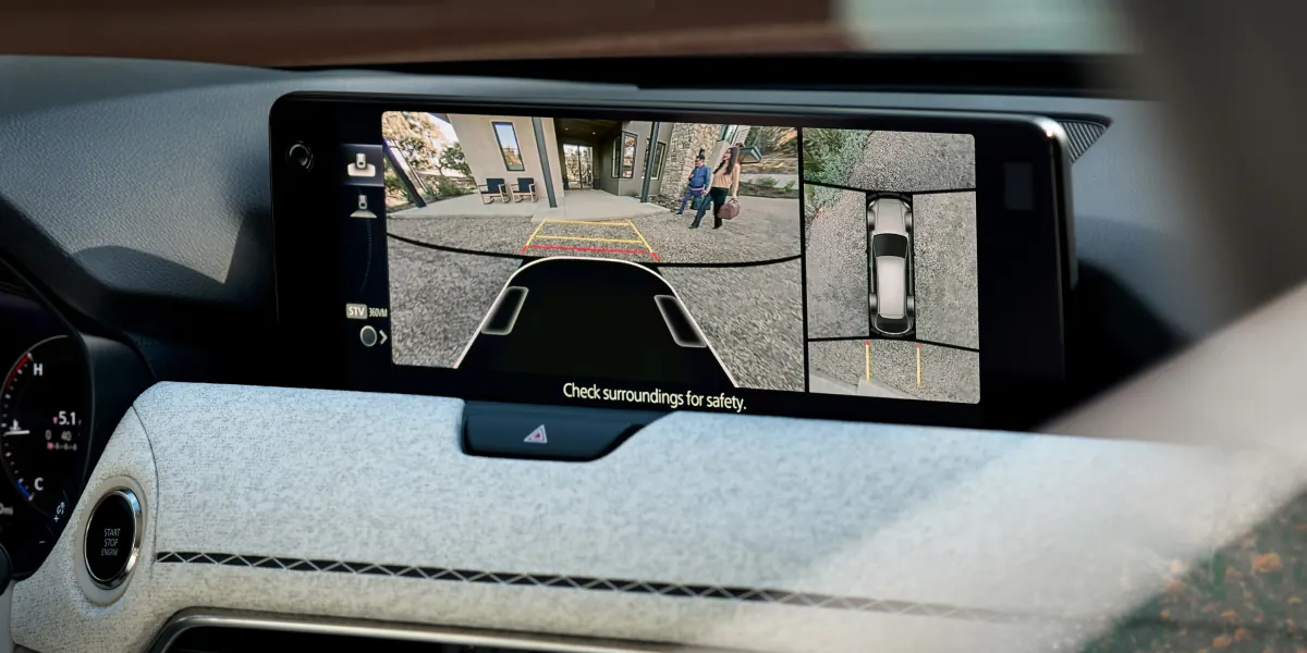 2027 Mazda CX-90 360° View Monitor on the center display | Garlyn Shelton Mazda in Temple TX